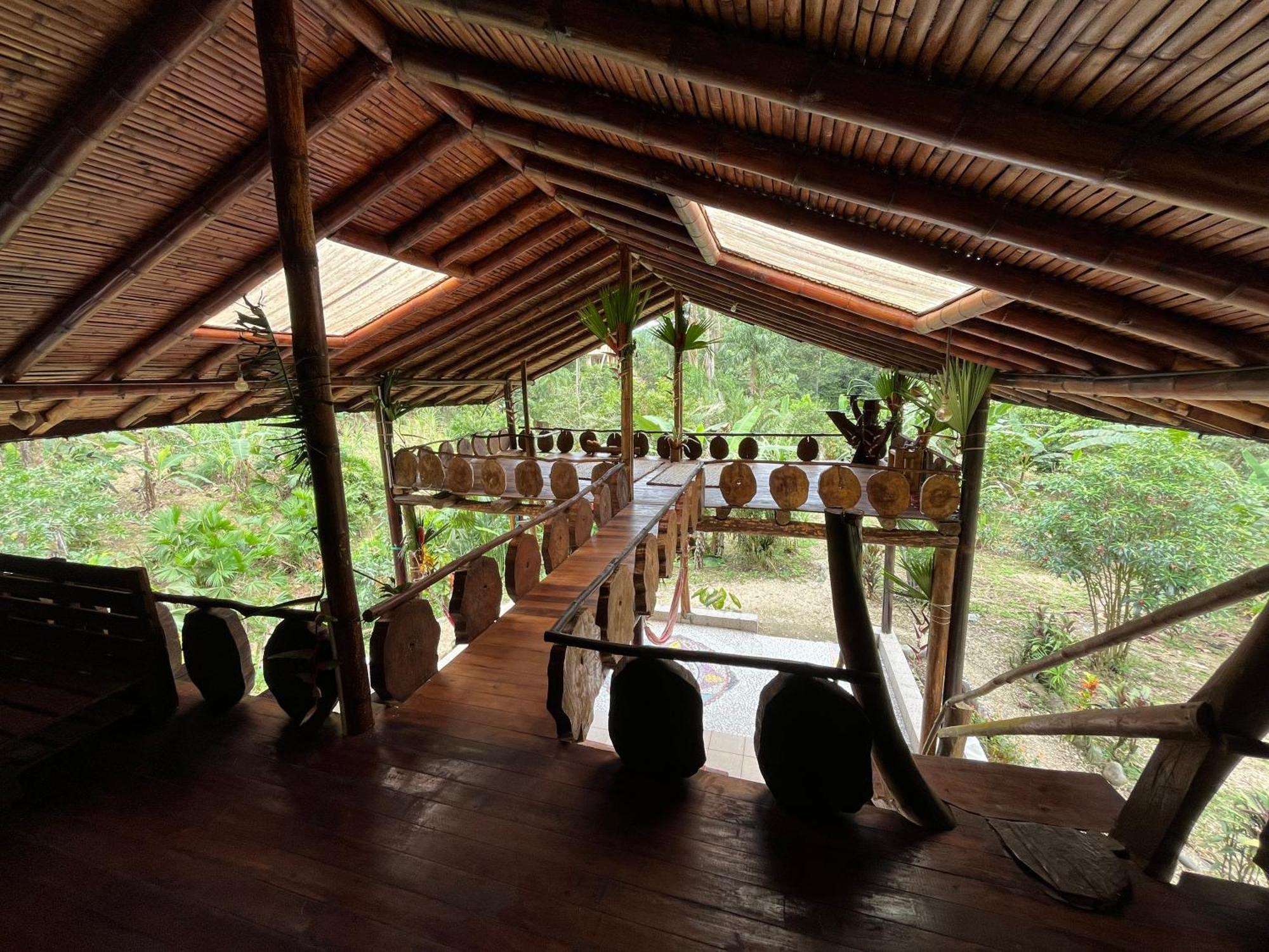 Wisdom Forest Lodge テナ エクステリア 写真